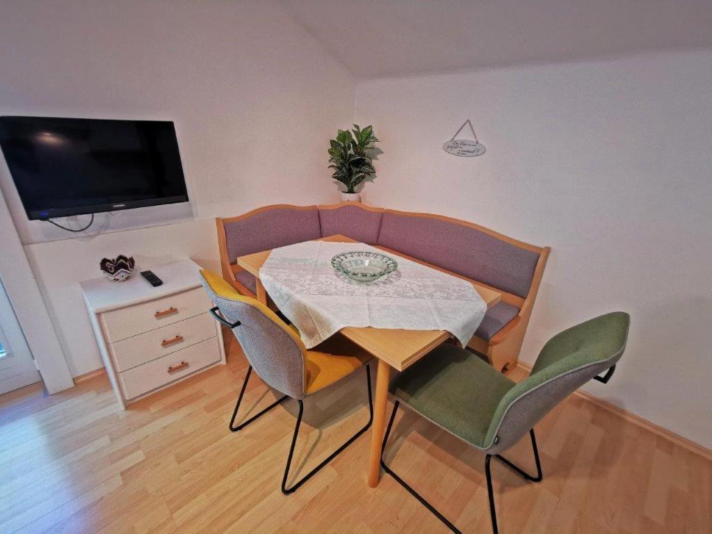 Apartamento Haus Maria Sankt Johann im Walde Exterior foto